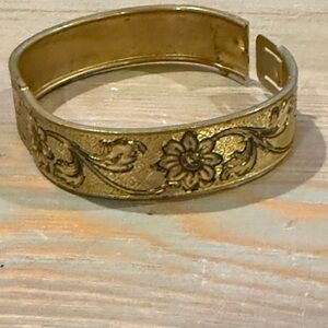 Peter Manickas vintage art deco Floral Gold-Tone Cuff Bracelet